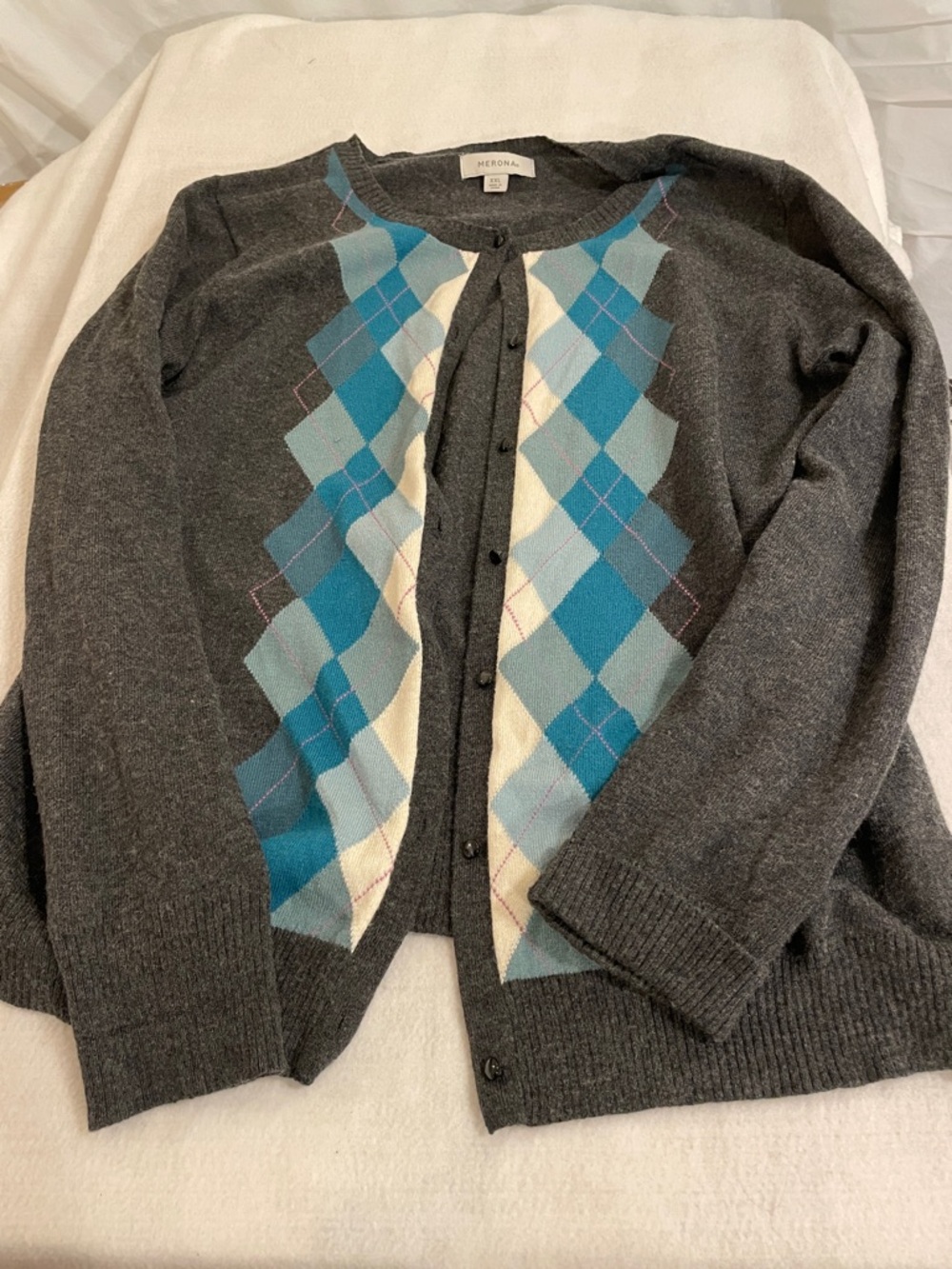 Merona Dark Gray Argyle Button-Front Cardigan with Blue and Cream Diamonds